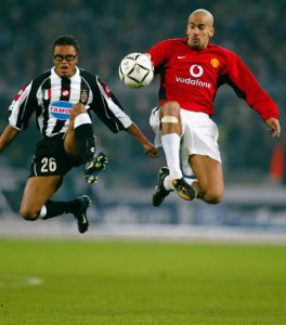 Edgar Davids vs Veron Liga Champions 2003
