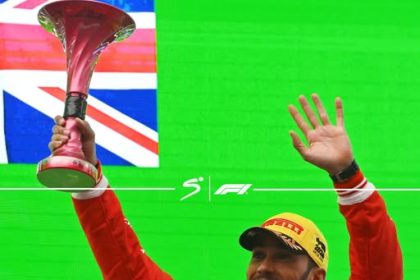podium pertama ferrari hamilton