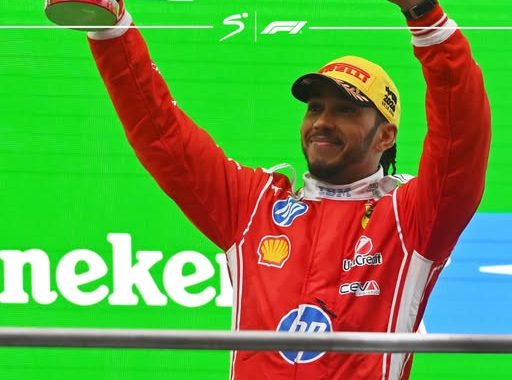 Yakin Hamilton Mampu Menang Bersama Ferrari